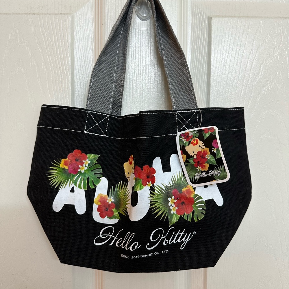 Hello kitty mini tote